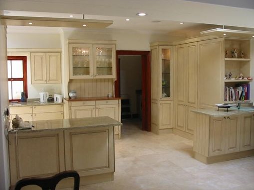 Custom Made Kitchen Units With Glazed Finish