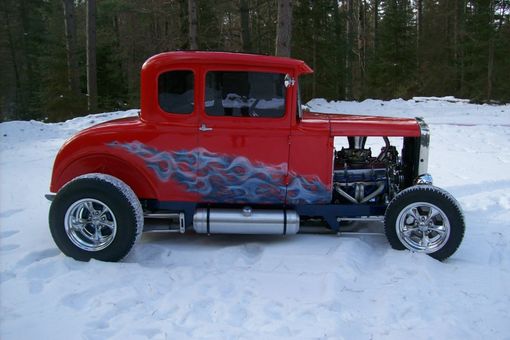 Custom Made Airbrushing, Paint And Bodywork On 1930 Model A Ford Street Rod