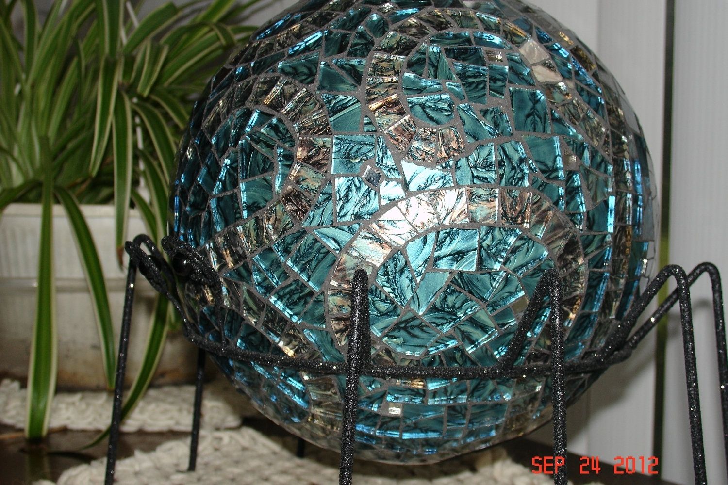 Handmade Decorative Balls Set Mosaic Glass Balls Centerpiece Balls