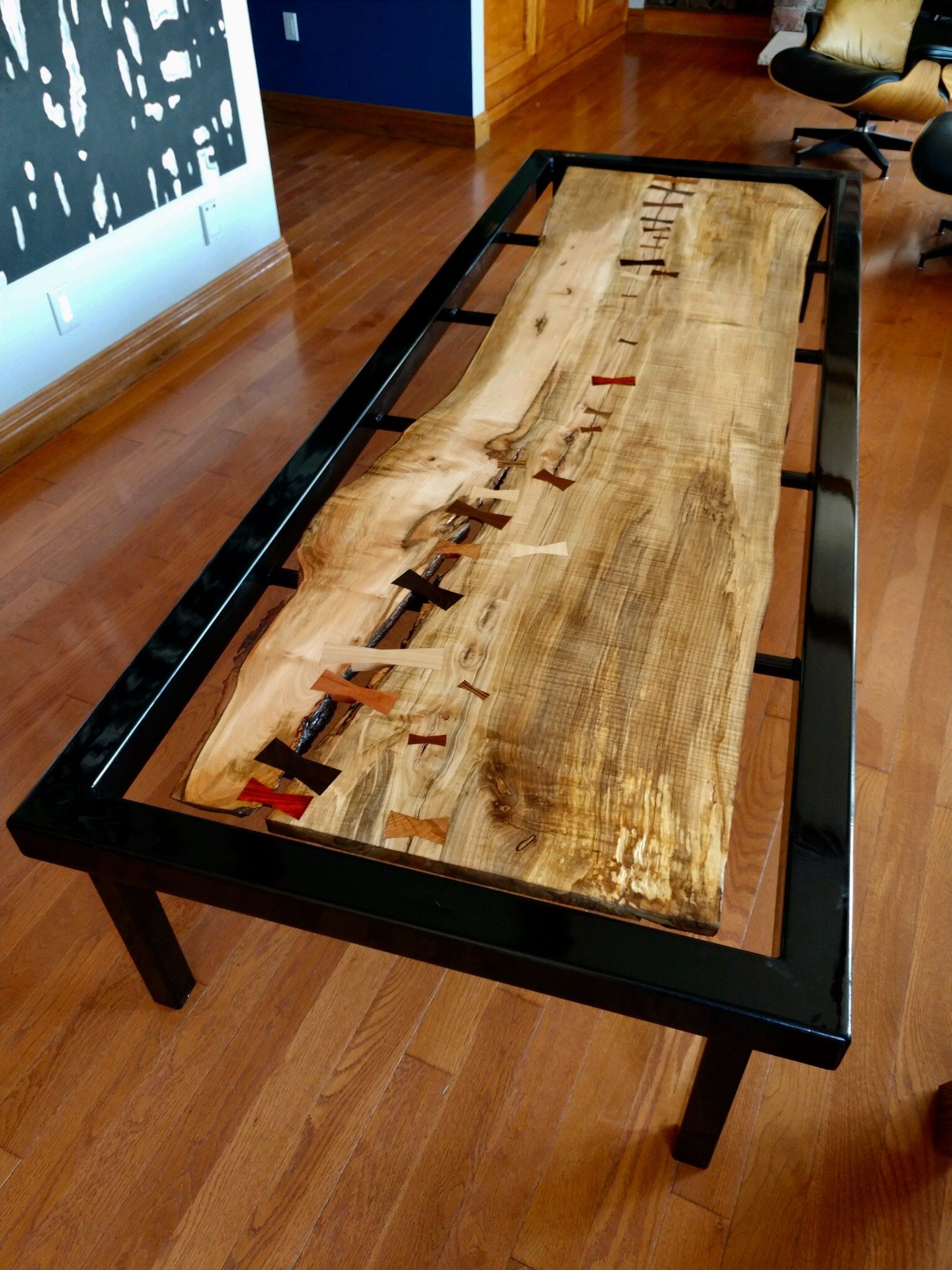 live edge table dealers