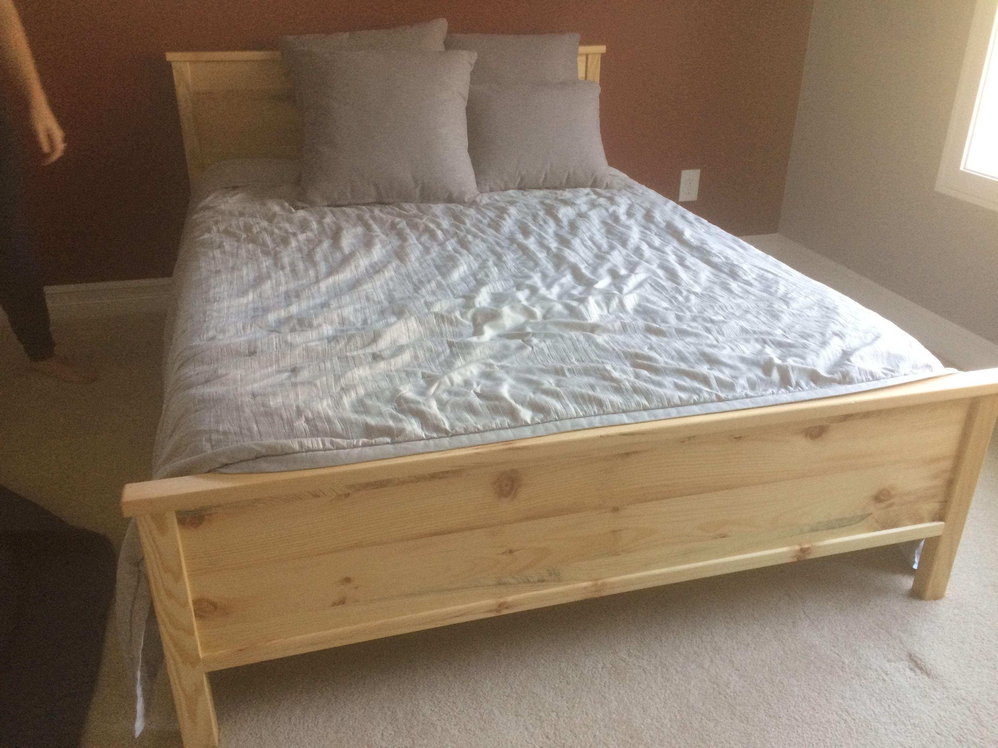 Handmade Classic Pine Beds by Glessboards
