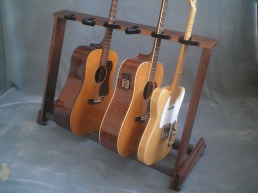 Custom Made Deluxe 6 Space Guitar Stand With Wheels And Security Straps