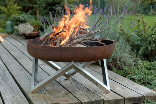 Custom Made Rust & Stainless Steel Modern Outdoor Patio Fire Pit Memel (Medium)