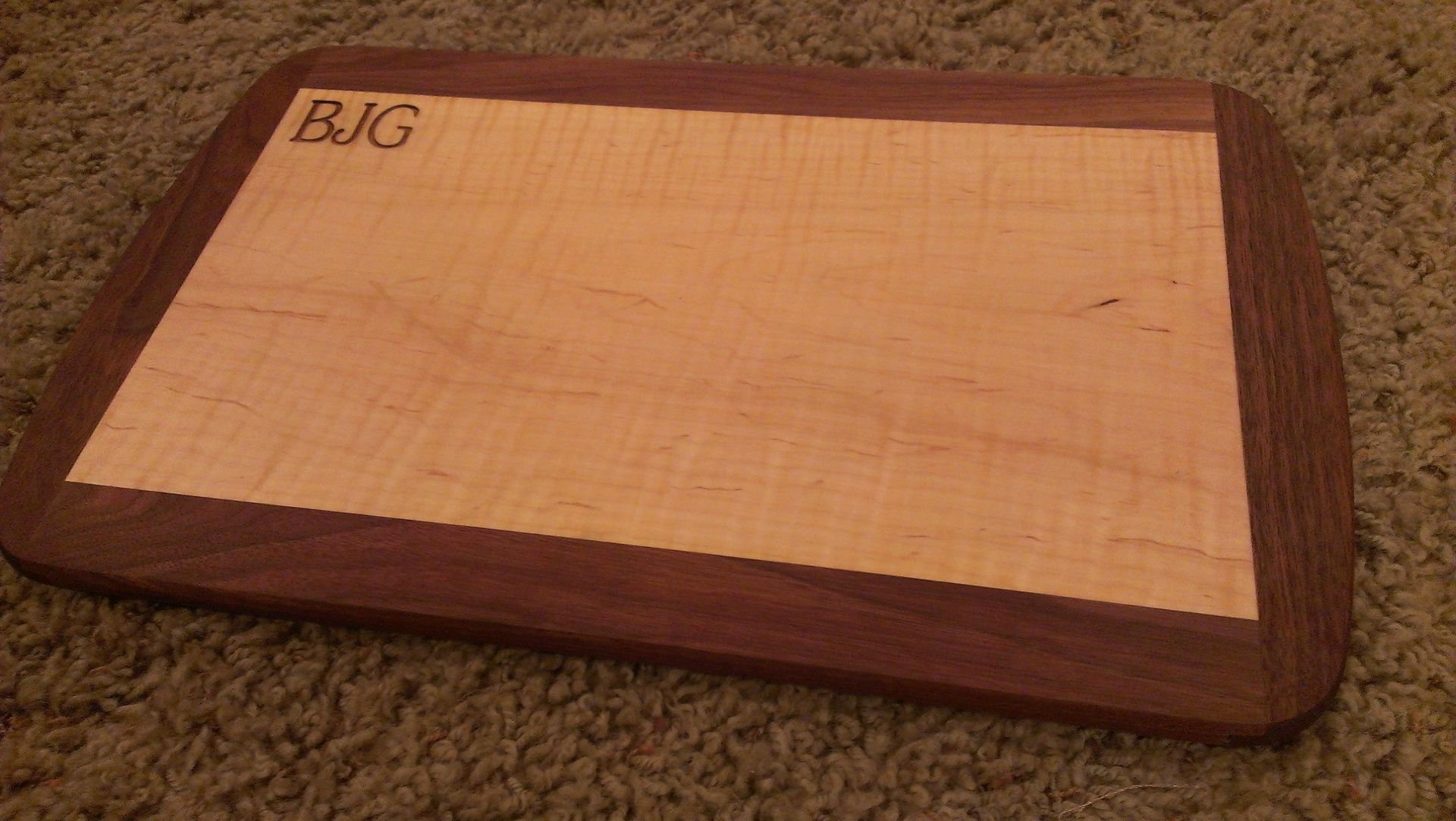 Custom Monogrammed Walnut / Maple Laser Engraved Cutting Board by BBG