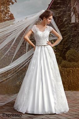 Custom Made Custome Made Wedding Dress