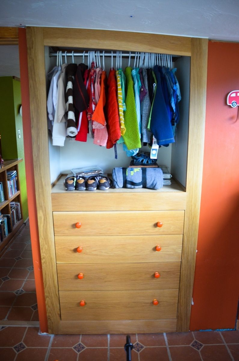 Custom Built In Dresser And Closet, Small Wooden Dresser For Closet