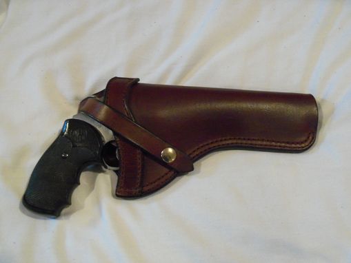 Custom Made Pistol & Revolver Holsters