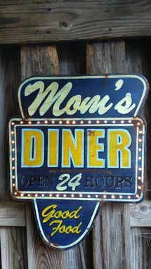 Custom Made Decorating Ideas - Vintage  • Replica  • Weathered  • Distressed  • Farm Sign • Barn Wood Signs