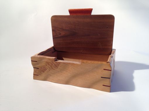 Custom Made Sculpted Oak & Walnut Keepsake, Jewelry, Watch, Or Wedding Box