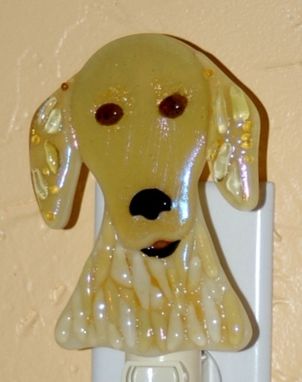 Custom Made Custom  Fused Glass Pet Portrait Nightlight - Golden Retriever