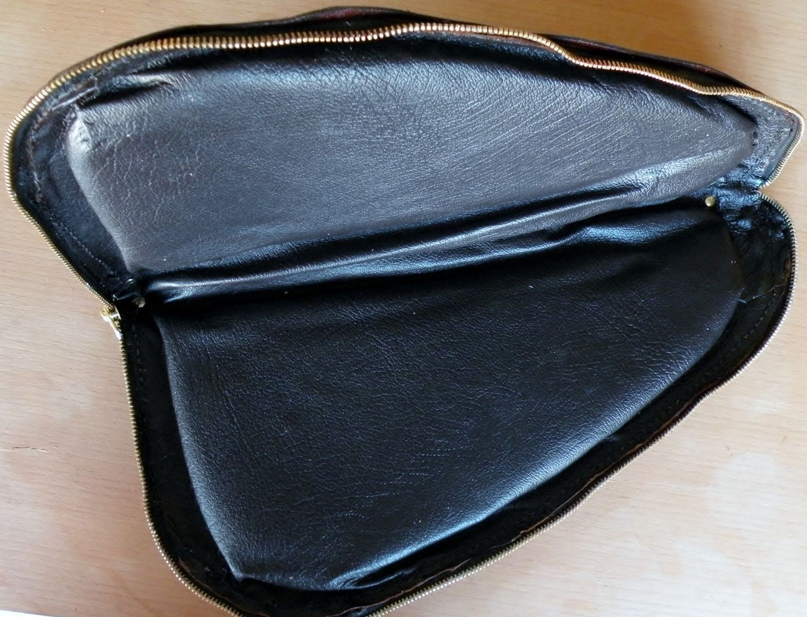 Custom SoftSided Pistol Case by Rics Leather