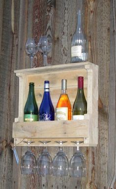 Custom Made Rustic Pallet Wood Wine Rack Wall Mount 4-5 Bottle Cottage, Country, Barn Wood