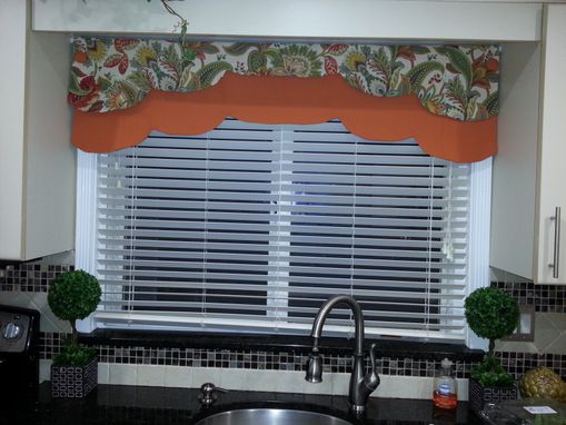 Custom Made Reversible Valance