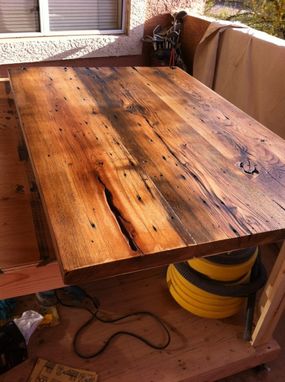 Custom Made Reclaimed Barn Wood And Rustic Steel Desings