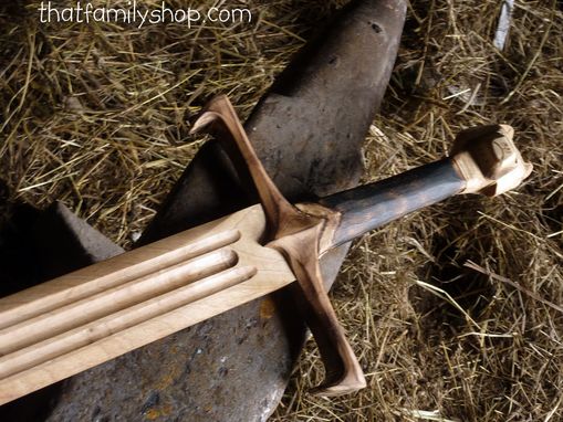 Custom Made Longclaw-Inspired Sword Of Jon Snow Game Of Thrones Got Wood Replica