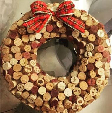 Custom Made Beautiful Handmade Corks Wreath. Special For Wine Lovers.