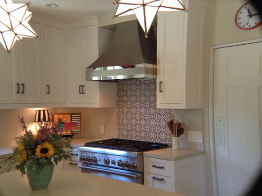 Custom Made #107 Non-Directional Stainless Steel Hood With Curved Sides And Mirrored Straps