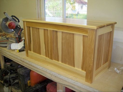 Custom Made Calico Hickory Storage Chest.(Ask About 'Green Piece' Option)