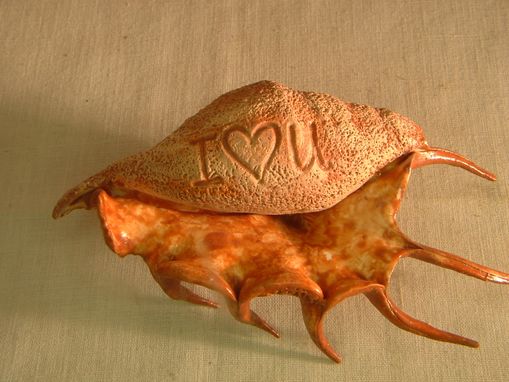 Custom Made Sea Shell Art,I Love You Sea Shell ,Decorated Shell,Hand Carve On Ceramic,Handemade ,Hand Painted .