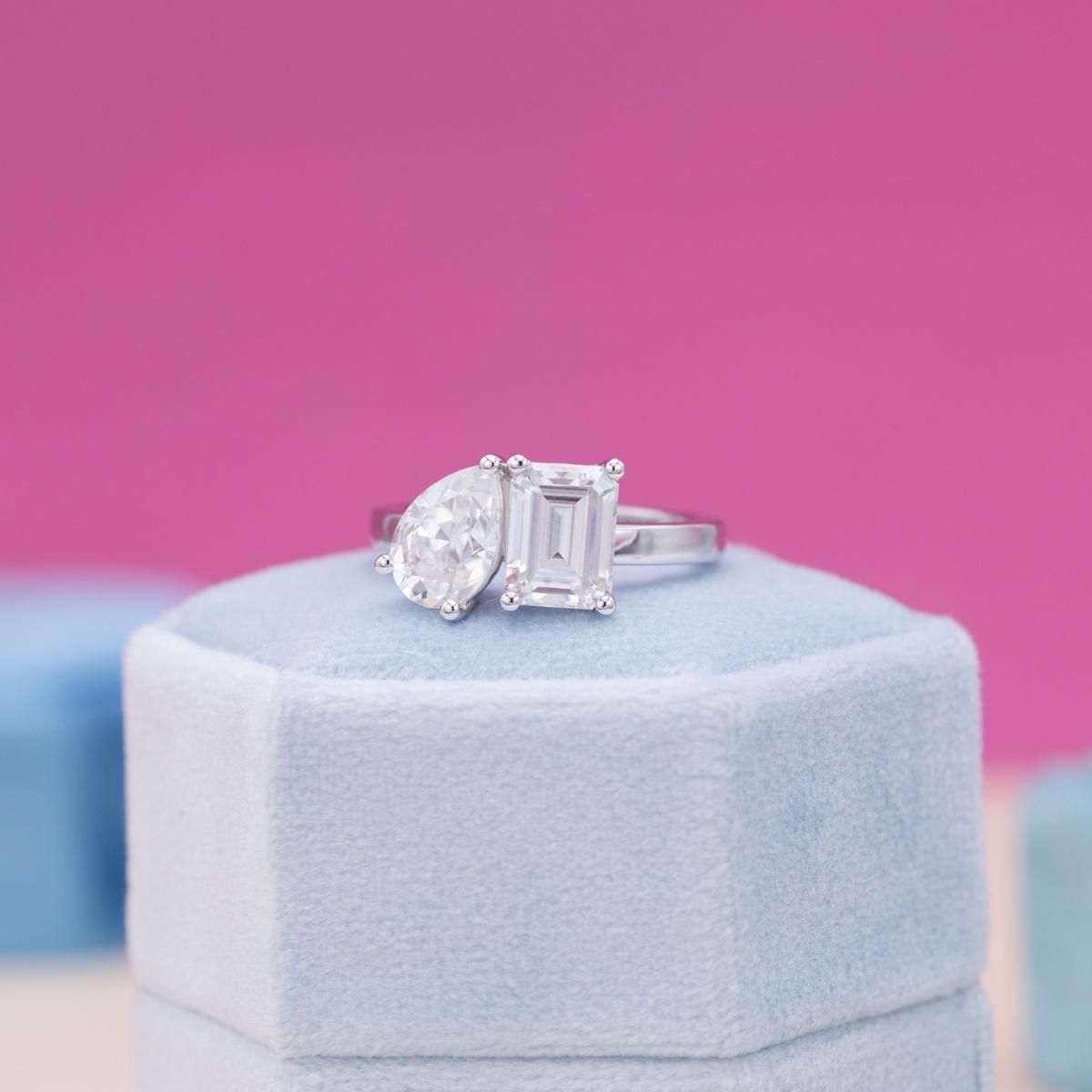 Art Deco Twin Stone Diamond 'Toi et Moi' Ring
