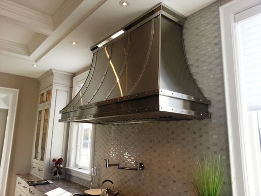 Custom Made Stainless Steel Range Hood S1