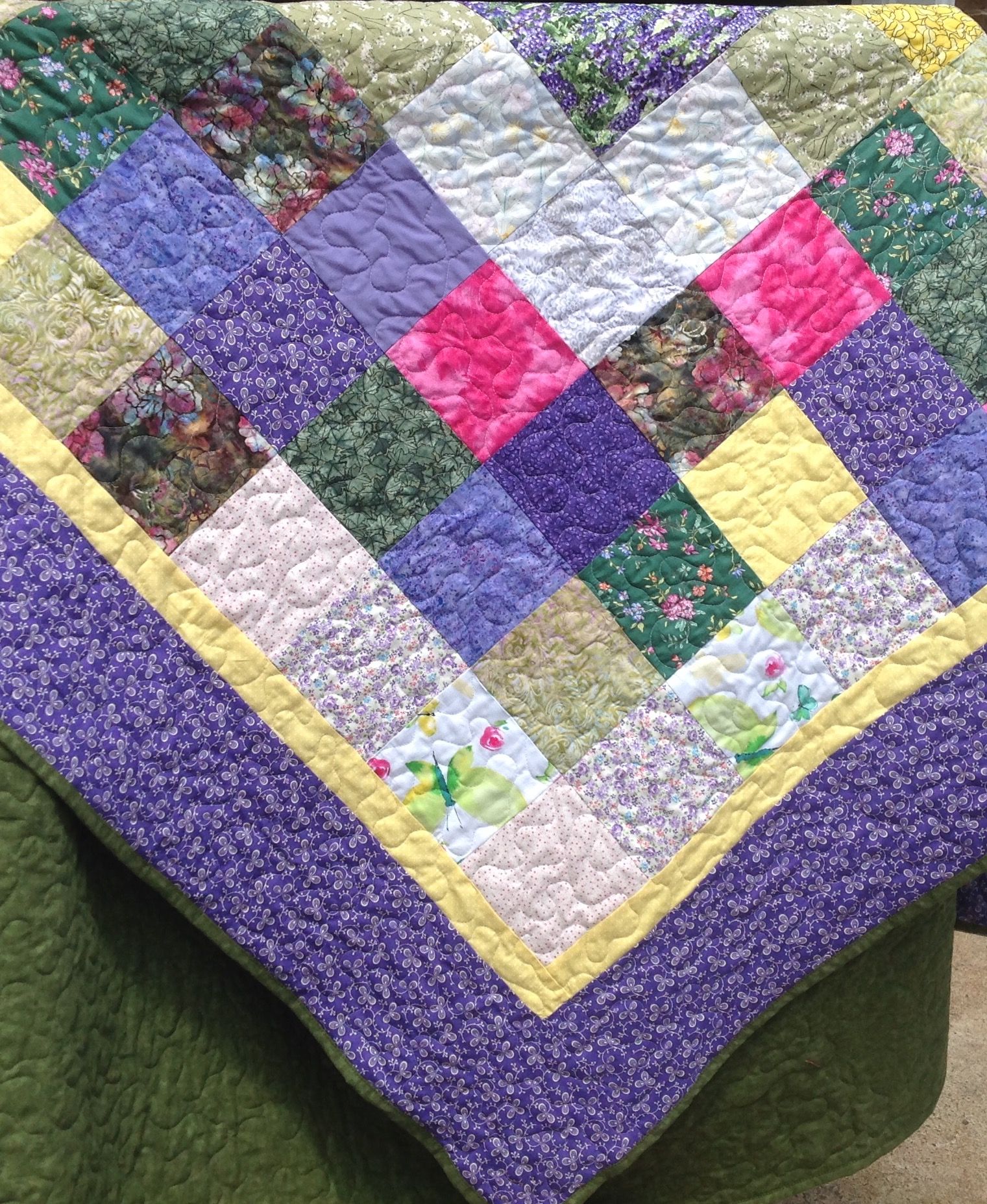 bride-s-bouquet-wall-hanging-allpeoplequilt