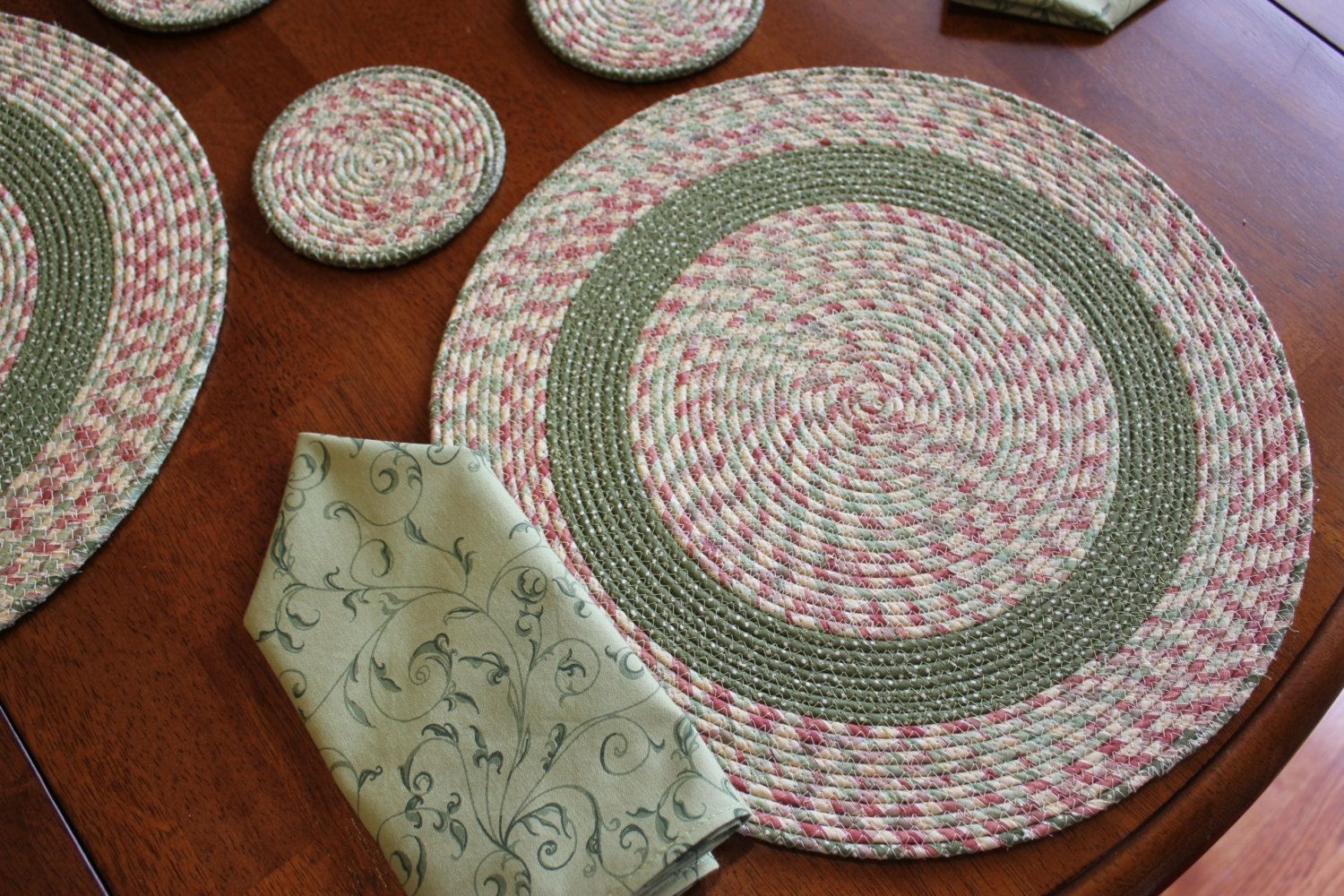 Custom Fabric Placemat Set Hand Wrapped Clothesline Placemats/Coasters/Napkins by Decowraps