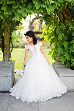 Custom Made Sample Sale/ Off Shoulder Lace Ball Gown With 3d Flowers (Style #Alice Pb146)
