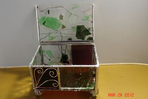 Custom Made Claw Footed Hinged Stained Glass Box In Plum And Green Streamer Glass With Plum Panels