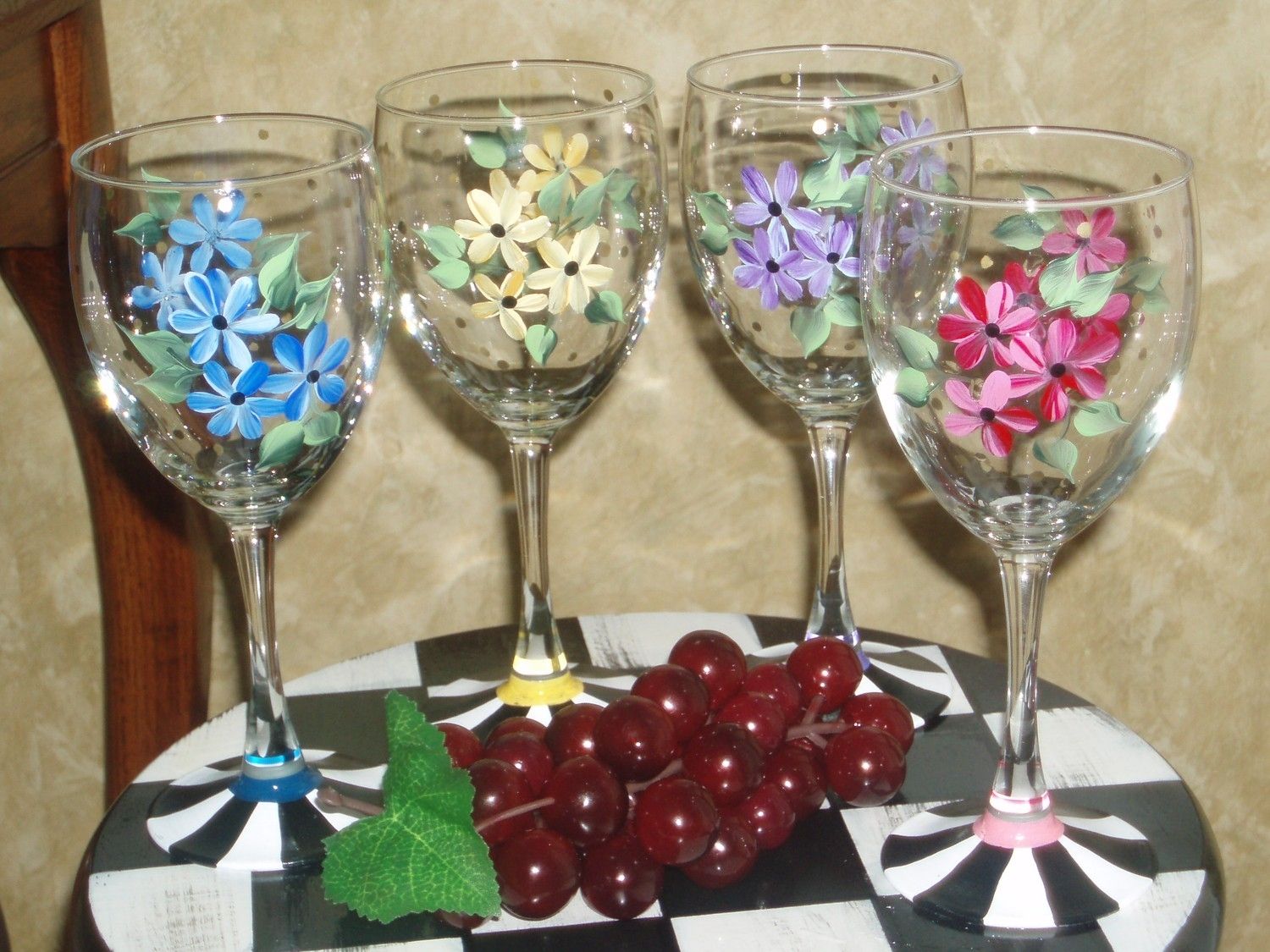 Easy DIY Painted Wine Glasses - Pearls and Pantsuits