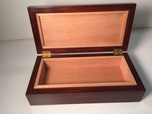 Custom Made Quilted Maple Humidor - 20 Count