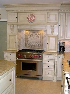 Custom Made Luxury Traditional Kitchen