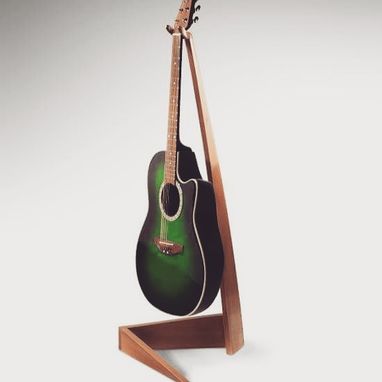 Custom Made Patented Guitar Stand