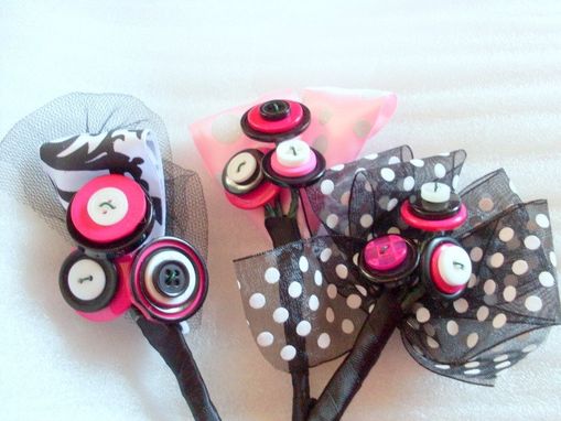 Custom Made Pink And Black Polka Dot Buttons Bouquet Package