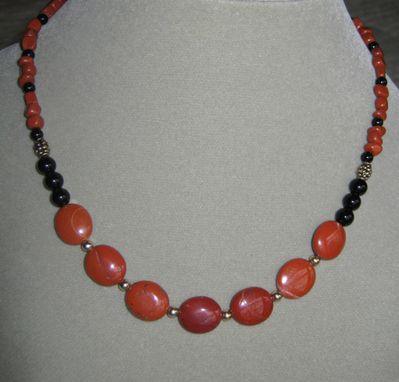 Custom Made Red Jasper And Onyx Gold Necklace