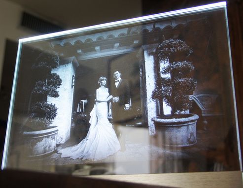 Custom Made Wedding Portrait Etched Glass Night Light / Led Display