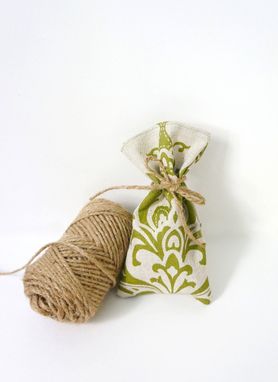 Custom Made Handmade Damask Fabric Favor Bag For Parties