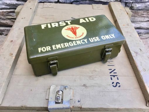 Custom Made Vintage Ww2 Us Army First Aid Kit Travel Cigar Humidor Ammodor