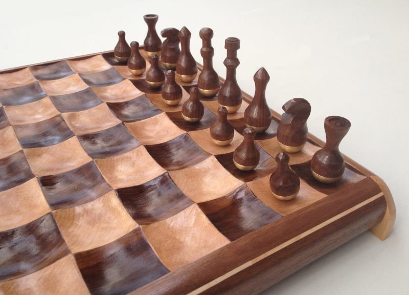 Wobble Chess Set