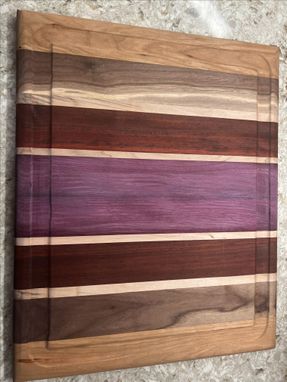 Custom Made Cutting Boards, Charcuterie Boards, Serving Trays