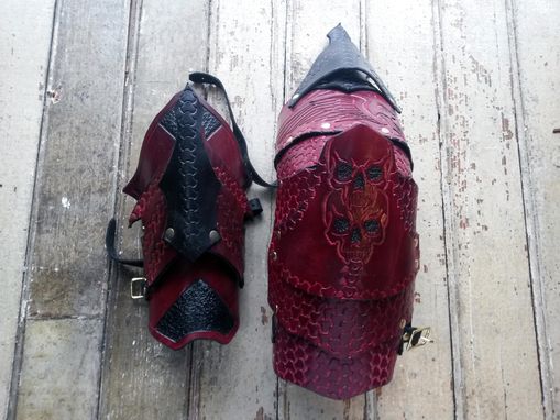 Custom Made Dragon Scale Vanbrace And Articulated Skull Elbow