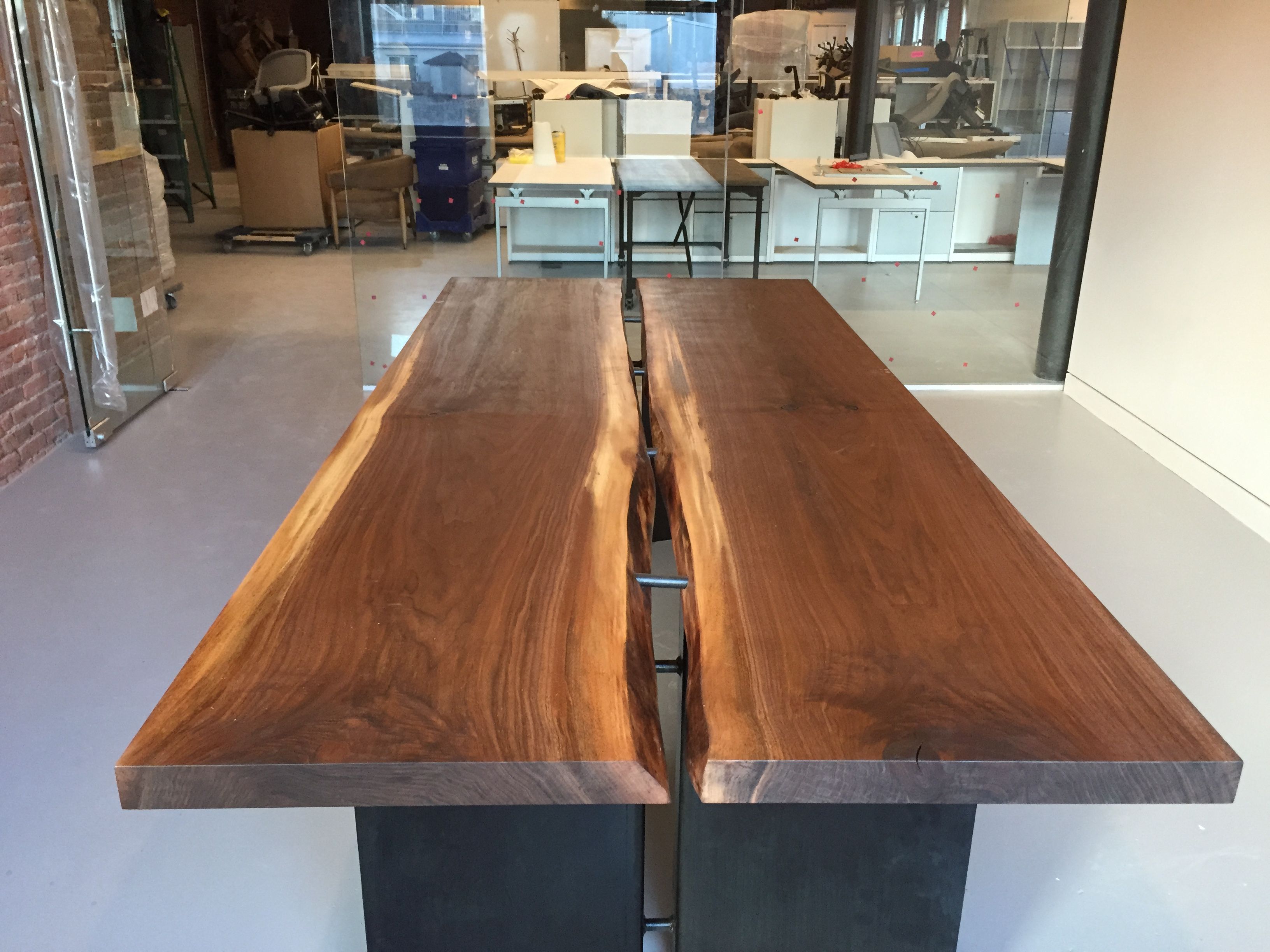 live edge table dealers