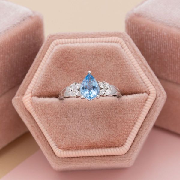 The light/medium saturation of this pear aquamarine matches beautifully with the white gold setting.