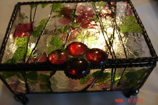 Custom Made Deep Red And Green Fractured Glass With Marbled Feet - Stained Glass Jewelry Box