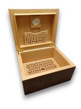 Custom Made 50 Count Custom Humidor With Free Engraving And Shipping.