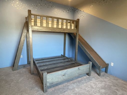 Custom Made Promontory Style Bunkbed For Vacation Homes
