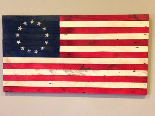 Custom Made Besty Ross Flag / American Flag / Pallet Flag