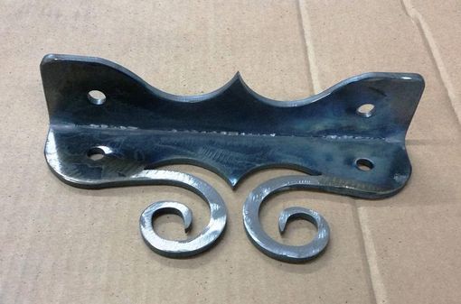 Custom Made Handcrafted Decorative Stair Tread Mounting Bracket For Open Stairs