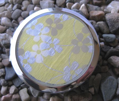 Custom Made Double-Sided Compact Mirror With Buttered Flowers Design