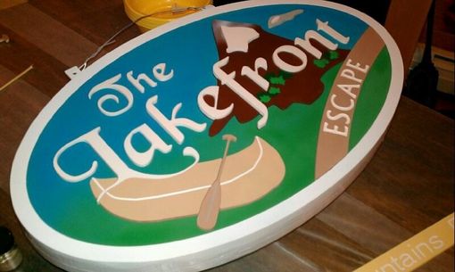 Custom Made Dimensional Signs(Lakefront Escape)